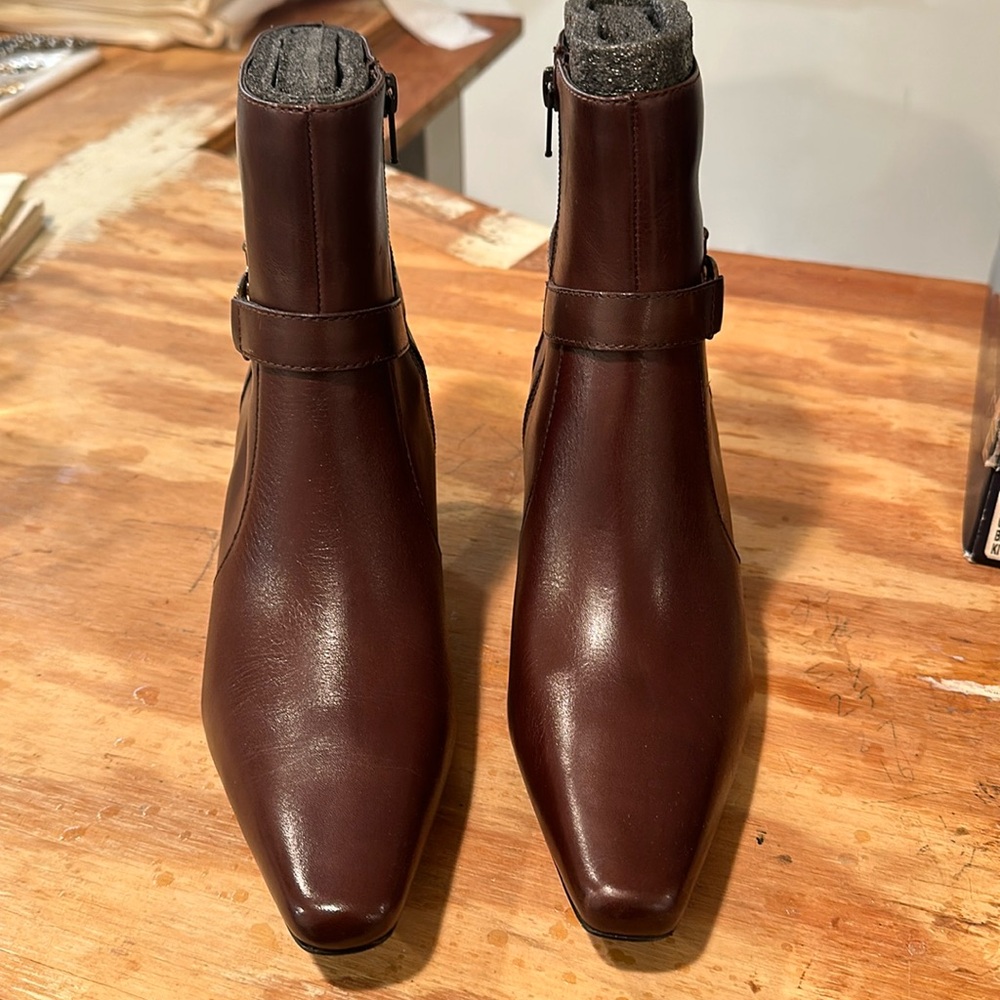 Short Boots